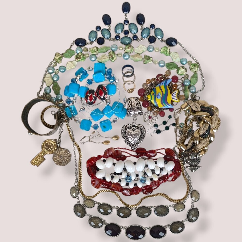 KITTY - Vintage To Now Jewelry Lot - 044